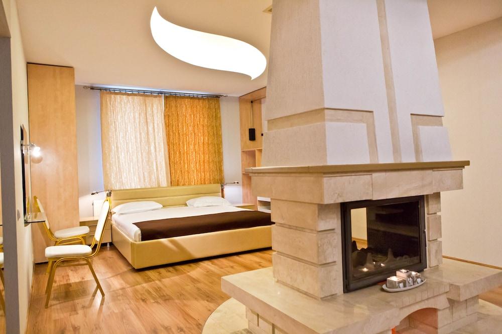 Hotel Olsi Chişinǎu Buitenkant foto