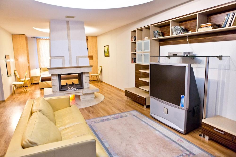Hotel Olsi Chişinǎu Buitenkant foto